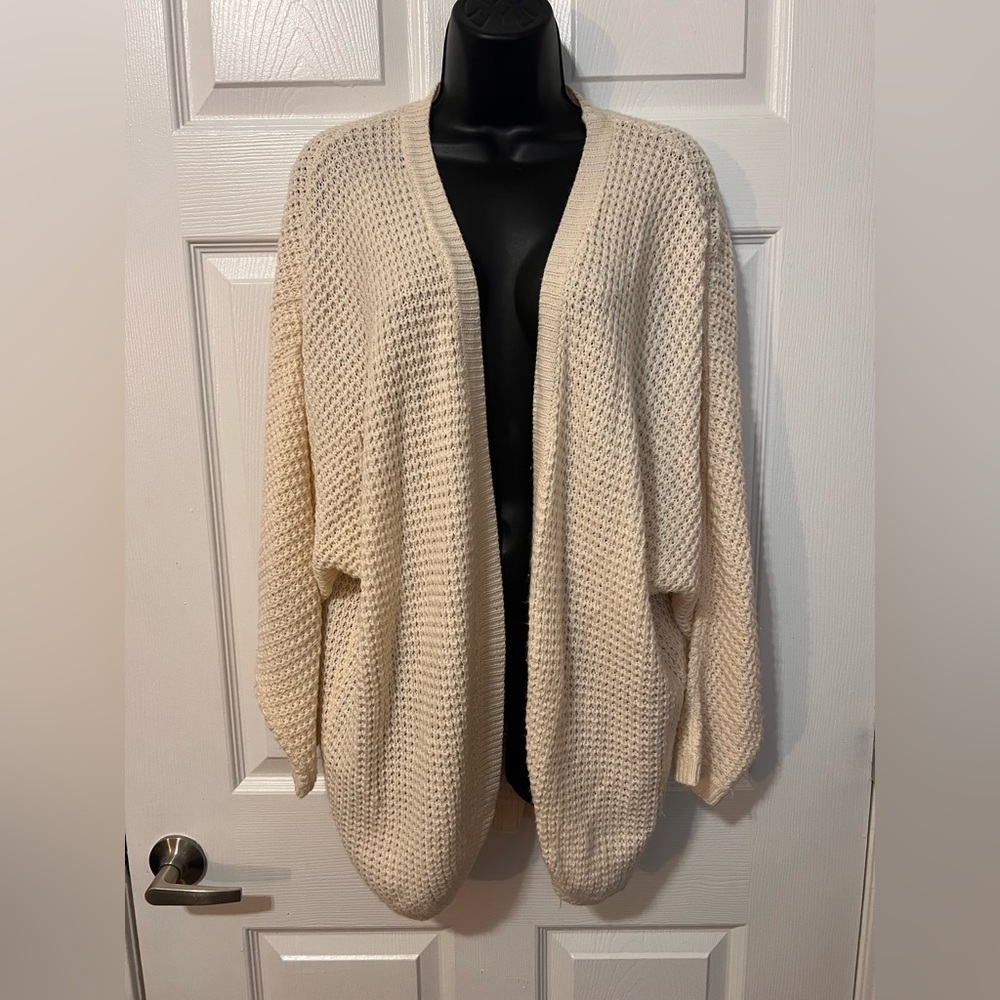 Charlotte Russe Cream Open-Front Cardigan